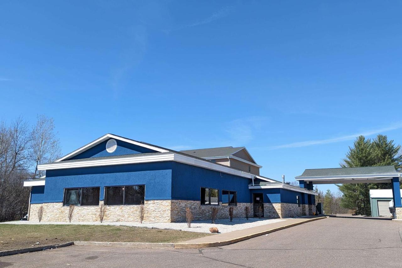 Americinn By Wyndham Tomahawk Exterior photo