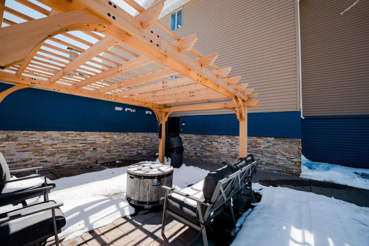 Americinn By Wyndham Tomahawk Exterior photo